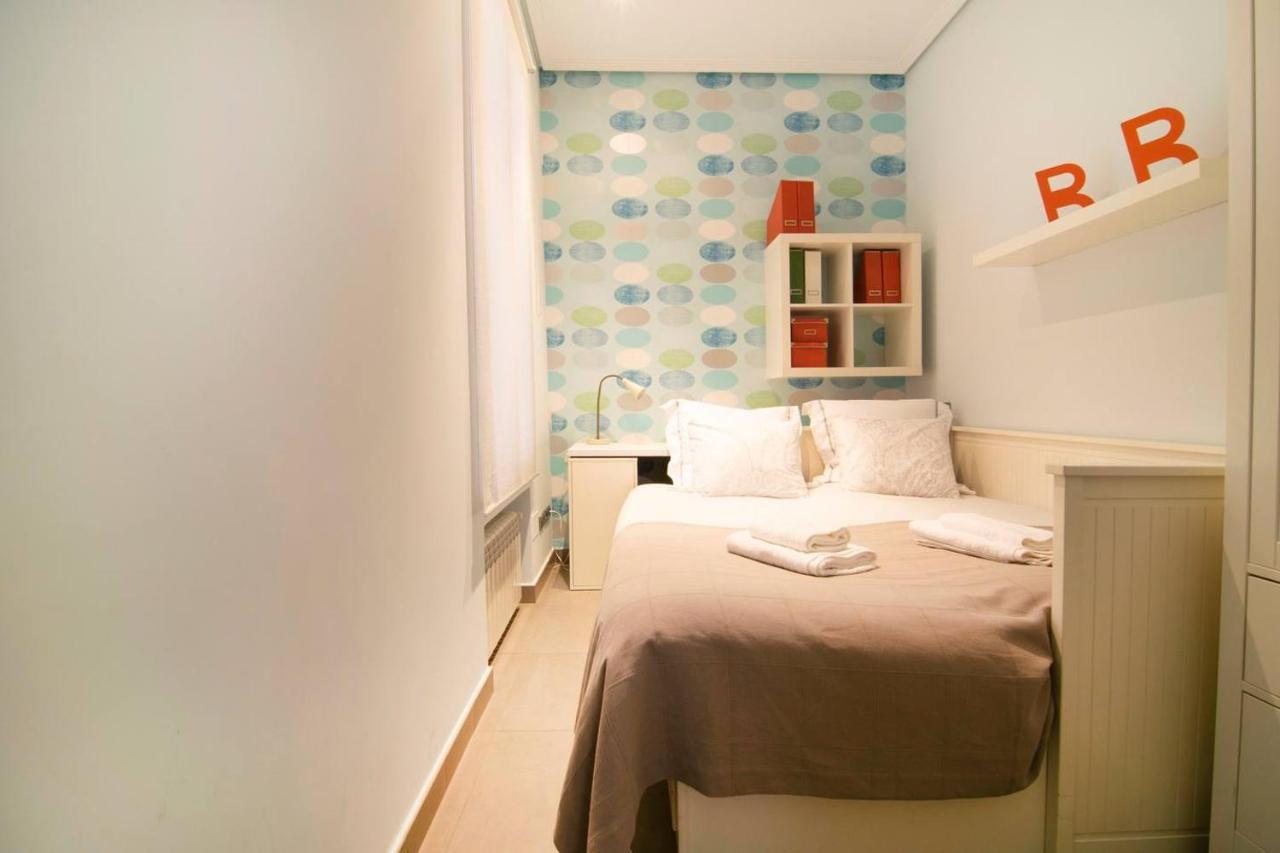 Cozy Apartment Near San Miguel Market By Batuecas Madrid Extérieur photo